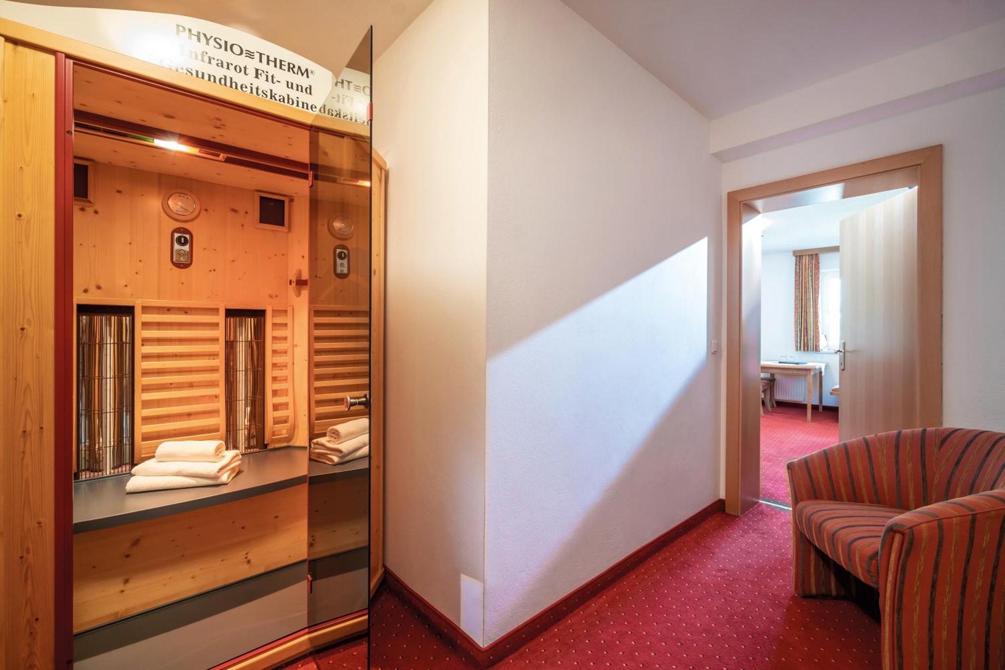 Hotel Maria Theresia جيرلوس المظهر الخارجي الصورة
