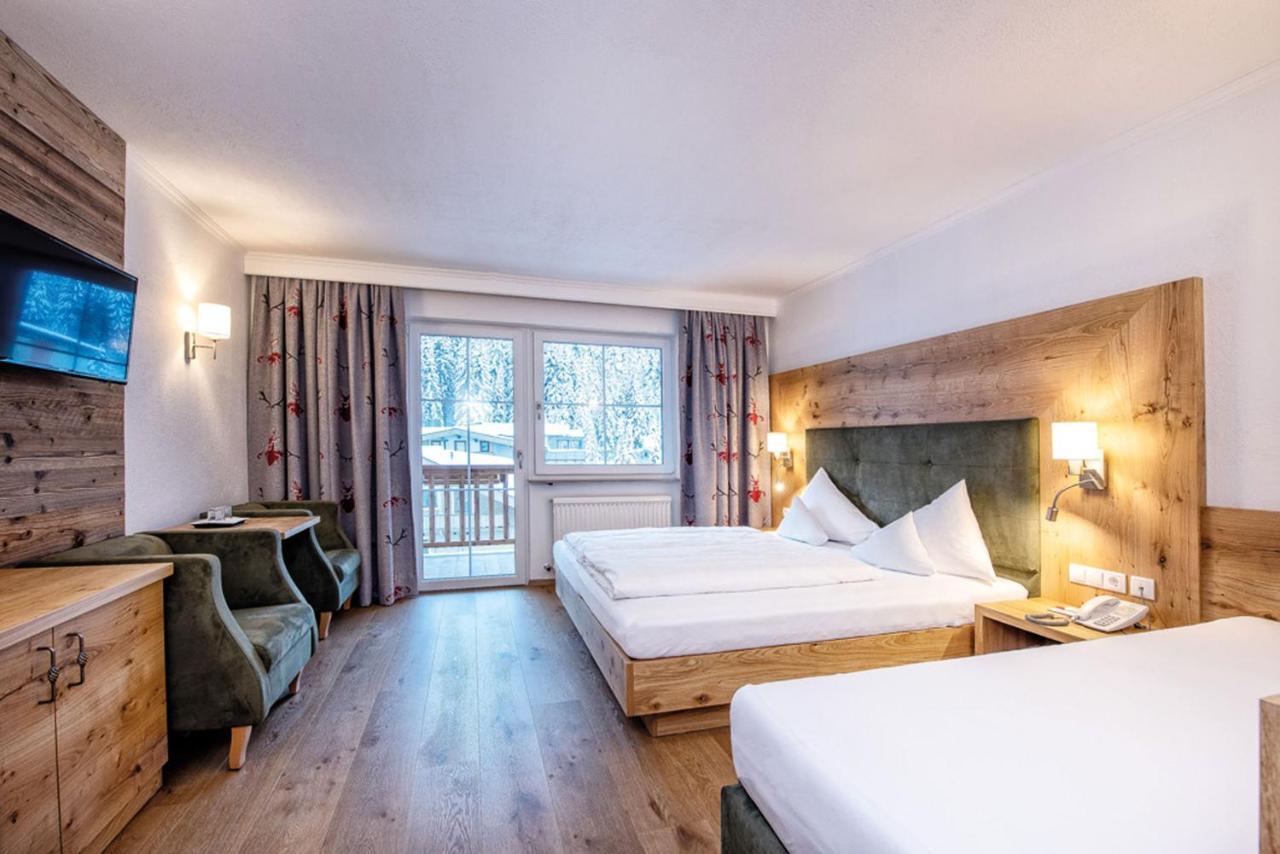 Hotel Maria Theresia جيرلوس المظهر الخارجي الصورة
